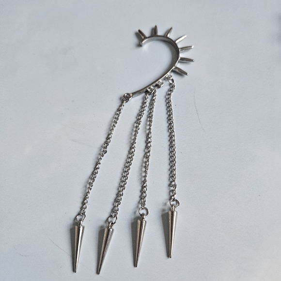 Silver Spike Chain Ear Cuff Fangling Spike Ear Cuff Punk Ear Cuff Steam Punk - Picture 2 of 6